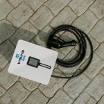 Cómo se protege un cargador ante picos de tensión o cortes de luz