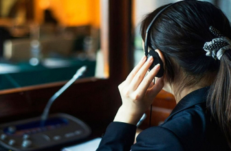 7 razones para apostar por la traducción simultánea a distancia