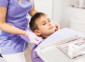 ¿Cuándo llevar a un niño al dentista​ por primera vez?