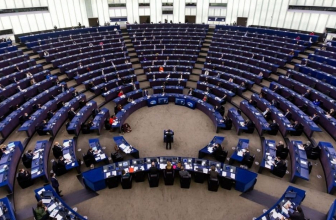 Servicios de traducción simultánea para el consejo de la UE
