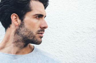 Estilos de barba con bigote separado